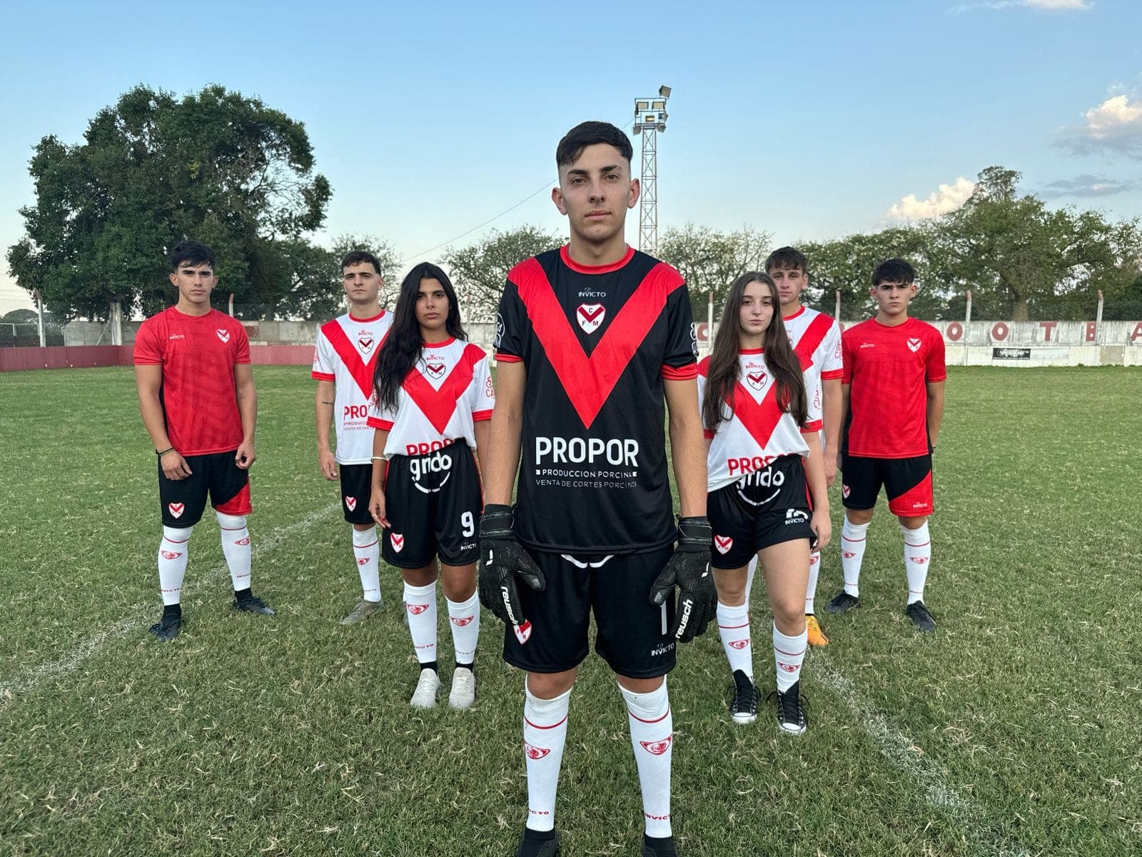 Camiseta oficial de Club Moreno